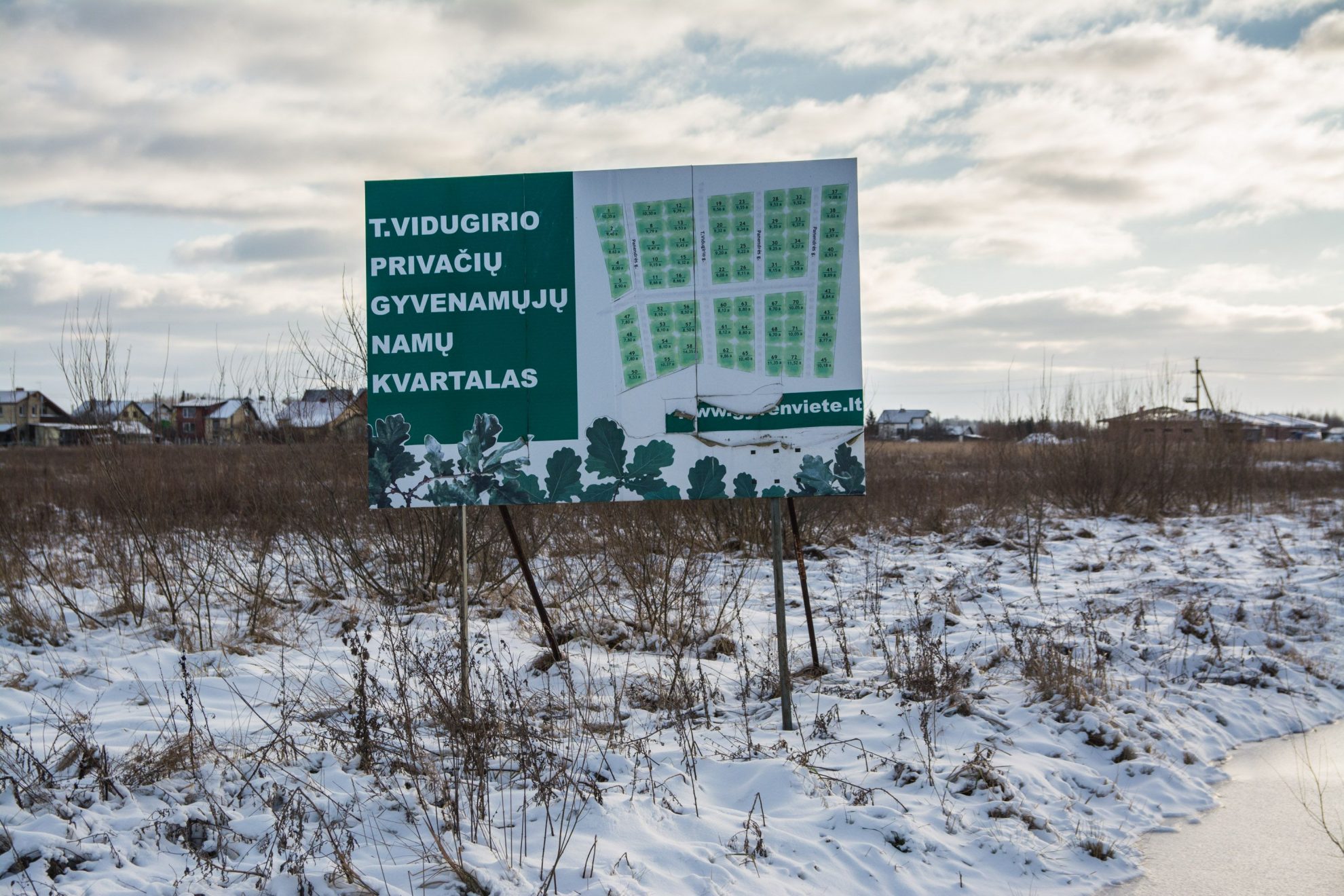 Daugiau nei devyniasdešimties sklypų savininkai jaučiasi Savivaldybės užspeisti į kampą. Kodėl gyventojai svarsto kelti ieškinį valstybei?