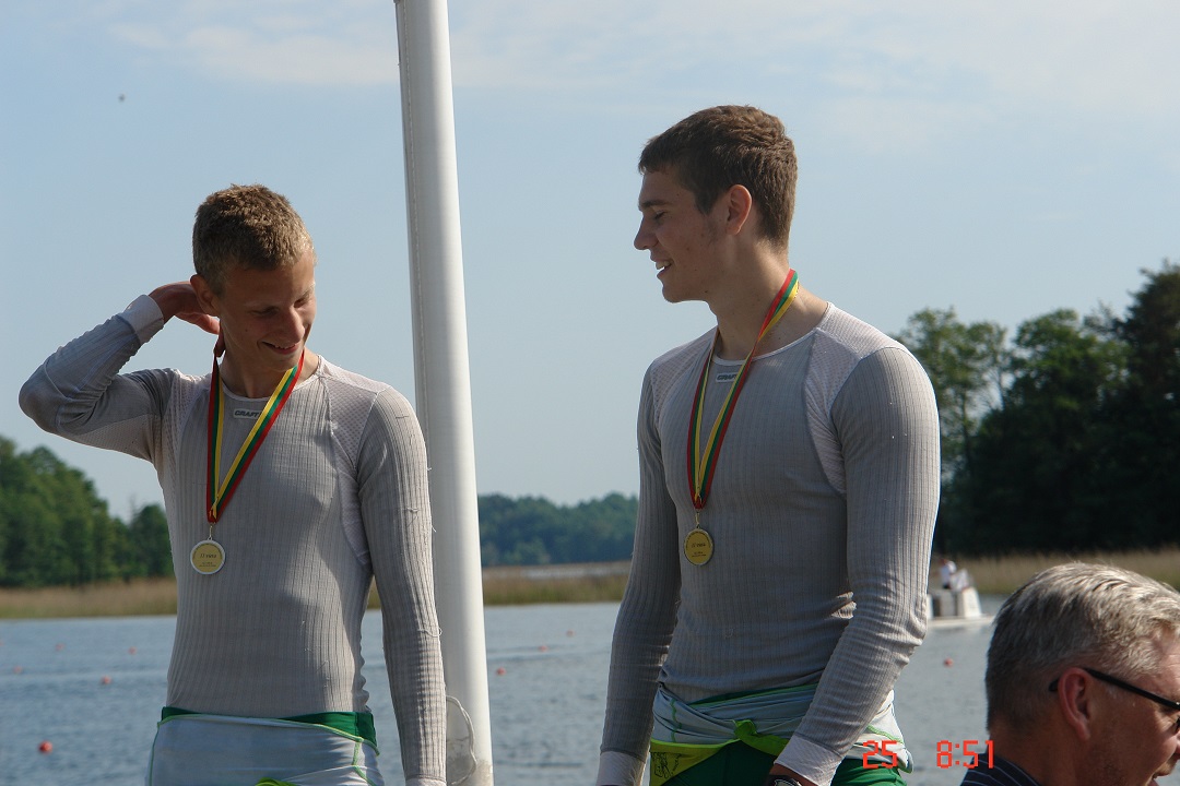 Lietuvos baidarių ir kanojų atletas Donatas Žaldokas diskvalifikuotas ketveriems metams, kai dopingo kontrolieriai jo organizme rado ypač pavojingo sveikatai preparato pėdsakų