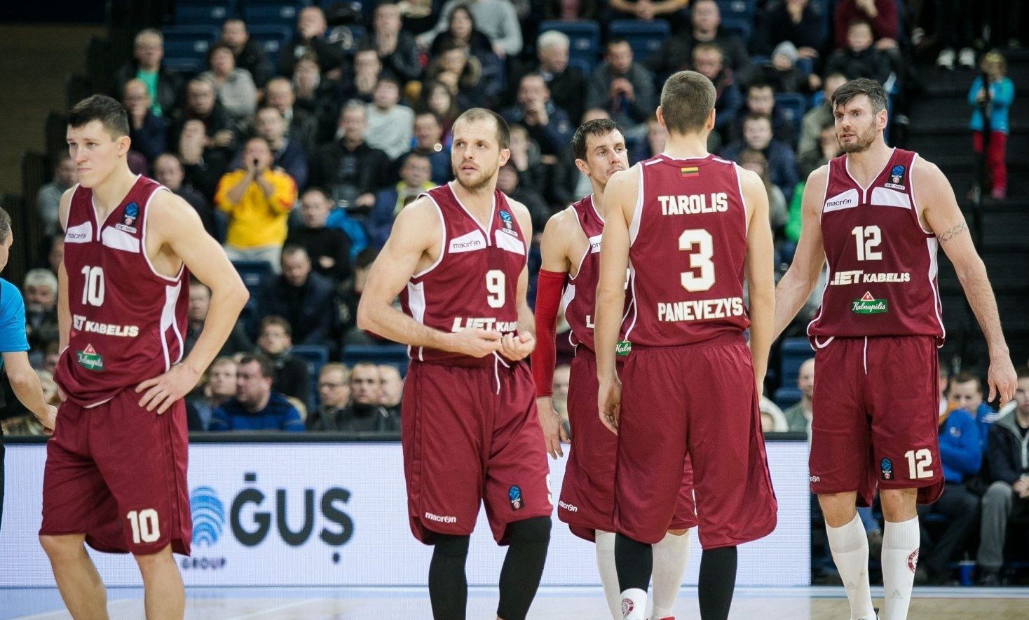 Kazio Maksvyčio auklėtiniai išvykoje 76:84 (19:28, 17:12, 18:23, 22:21) įveikė Pasvalio „Pieno žvaigždes“, kuriems tai buvo antroji iš eilės ir tryliktoji nesėkmė sezone.