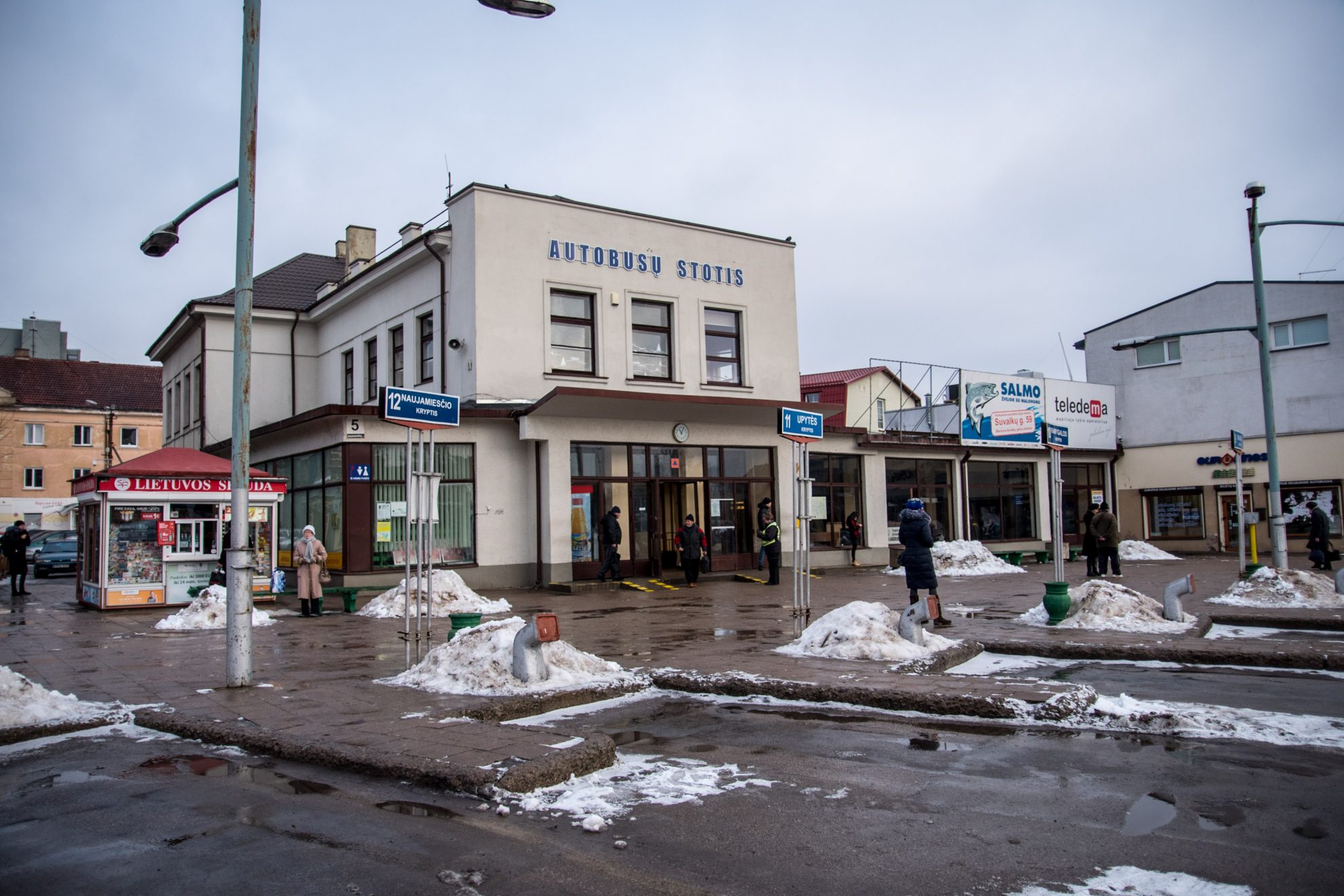 Panevėžio autobusų stoties atnaujinimo planai pagaliau pajudėjo iš mirties taško. Miesto Savivaldybė paskelbė privataus investuotojo atranką, o darbai turėtų prasidėti jau 2017 metų pabaigoje.