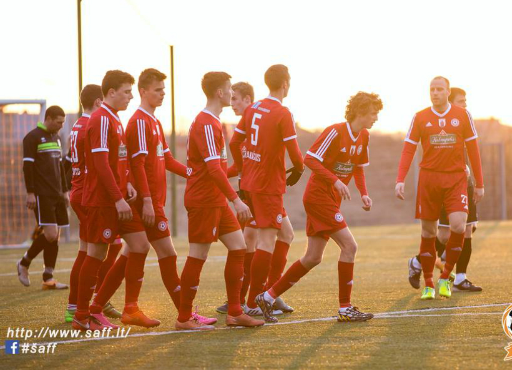 LFF taurės turnyro pirmame etape FK „Panevėžio“ komanda Šiauliuose 1:0 palaužė vietos FK „Juventa 99“ (II lyga, Vakarų zona) ekipą ir žengė į kitą etapą.