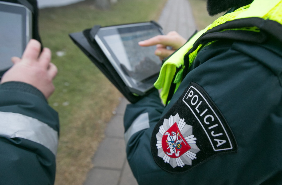 Pavasarį kruta ne tik akmuo, bet ir vagys. Policijos pagalbos prireikė biržiečiui, kuris atvykęs į sandėlius Šukonių kaime neberado 10-ies maišų trąšų.