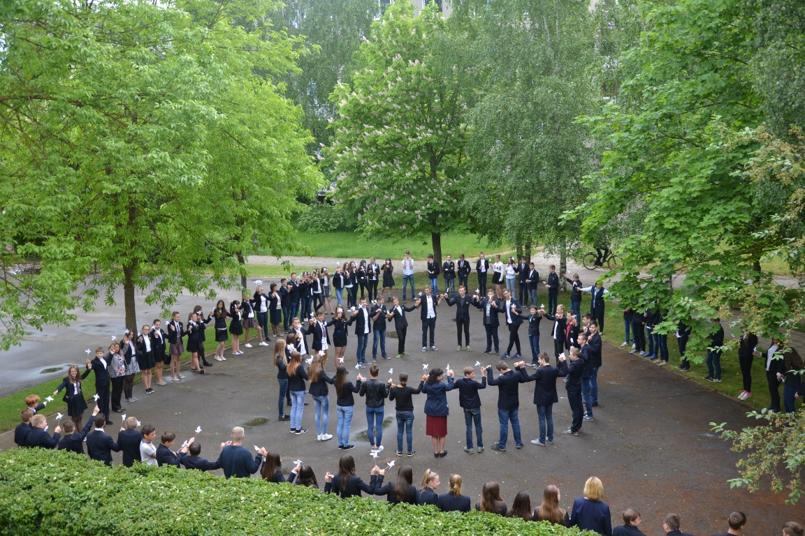 Vaikų gynimo dieną Panevėžyje mažieji šventė ne tik kaip įprasta darželiuose ir mokyklose. Šventę mažiesiems surengė vieno daugiabučio namo administratorius