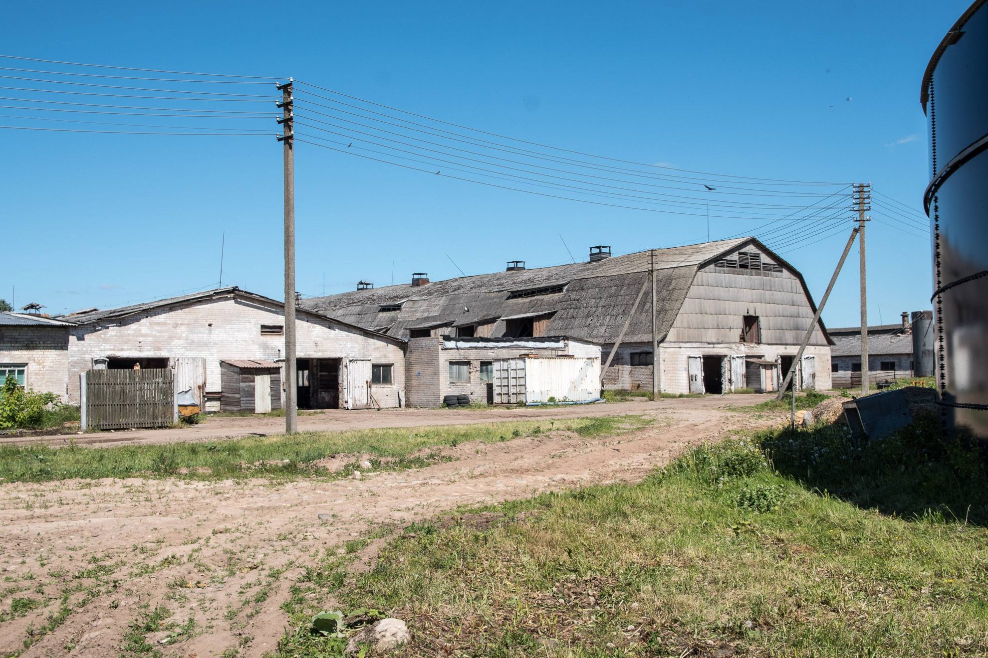 Panevėžio priemiesčio išpuoselėtos Šilagalio gyvenvietės žmonės orų prognozes atidžiai seka ne tik laukdami vasariškų orų - labai rūpi vėjo kryptis.