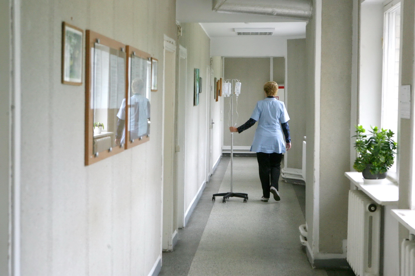 Iki šiol gelbėjimosi šiaudas į alkoholio liūną įklimpusiesiems buvo kodavimas, tačiau nuo vasaros pradžios šis gydymo būdas uždraustas. „SEKUNDĖS“ ARCHYVO nuotr.