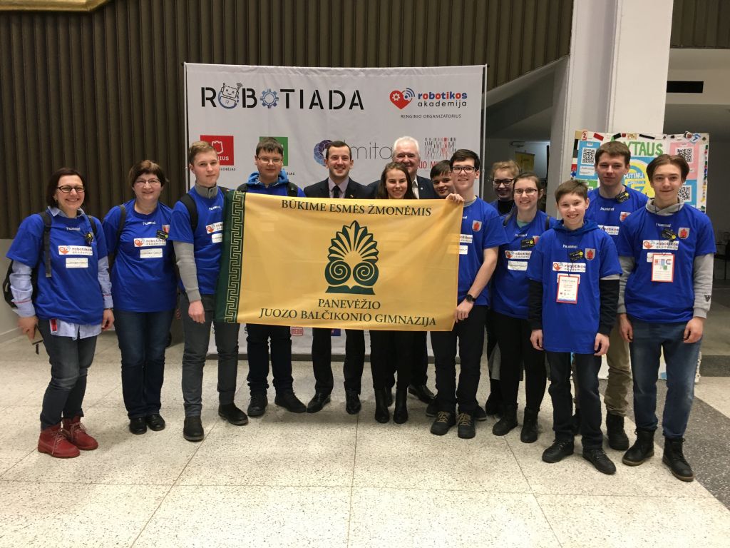 Savaitgalį Vilniuje vyko didžiausia metinė robotų konstruktorių ir programuotojų šventė– „Robotiada 2018“. Sostinėje vykusiame renginyje apsilankė ir per devyniasdešimt panevėžiečių.