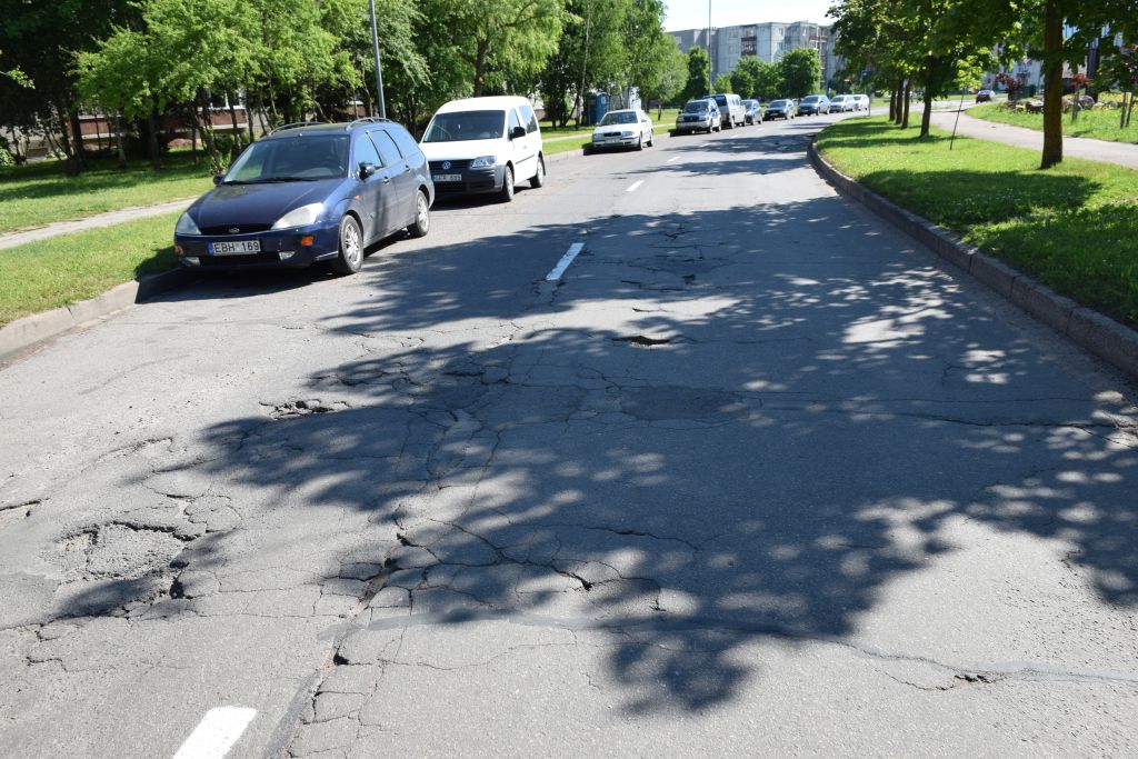 Panevėžyje tęsiamas Molainių gatvės atnaujinimas – šiais ir kitais metais bus tvarkoma likusi jos atkarpa (nuo Projektuotojų g. iki pabaigos).