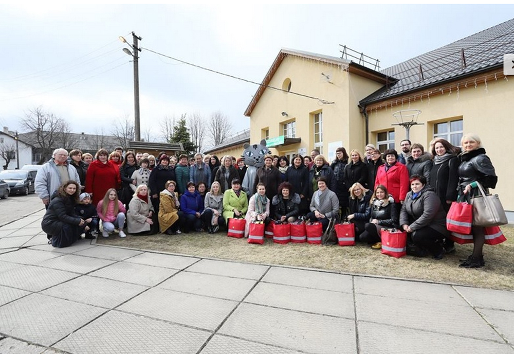 Šeštą kartą projekte „Eismo saugumas bendruomenėse“ dalyvaujanti ir kasmet prizus laiminti Panevėžio rajono Sodelių kaimo bendruomenė ir šiemet tapo nugalėtoja. Pavienių bendruomenių 3-oje grupėje, ji užėmė pirmąją vietą.