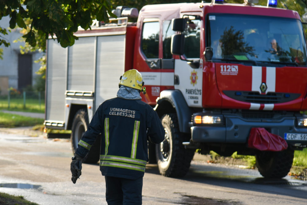 Lietuvoje per pirmus aštuonis šių metų mėnesius kilo 6647 gaisrai: 27,8 proc. mažiau nei per tą patį laikotarpį pernai, kai kilo 9218 gaisrų.