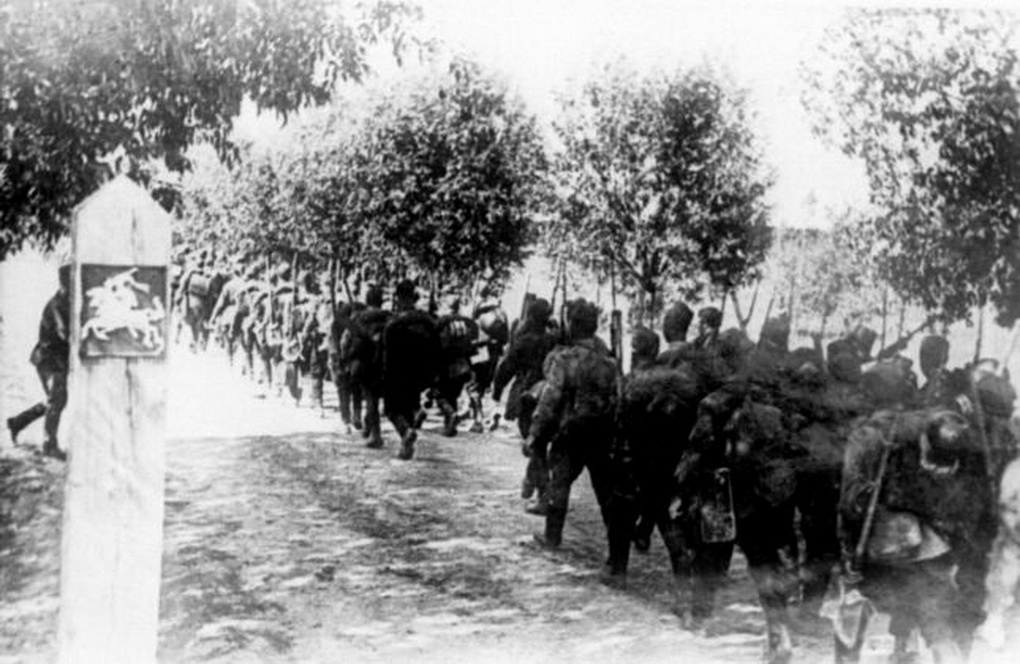 1940 metų birželį prasidėjusi okupacija bei vėliau sekusi aneksija papildė Lietuvos valstybės archyvus tautos skausmą ir netektis liudijančiais dokumentais.