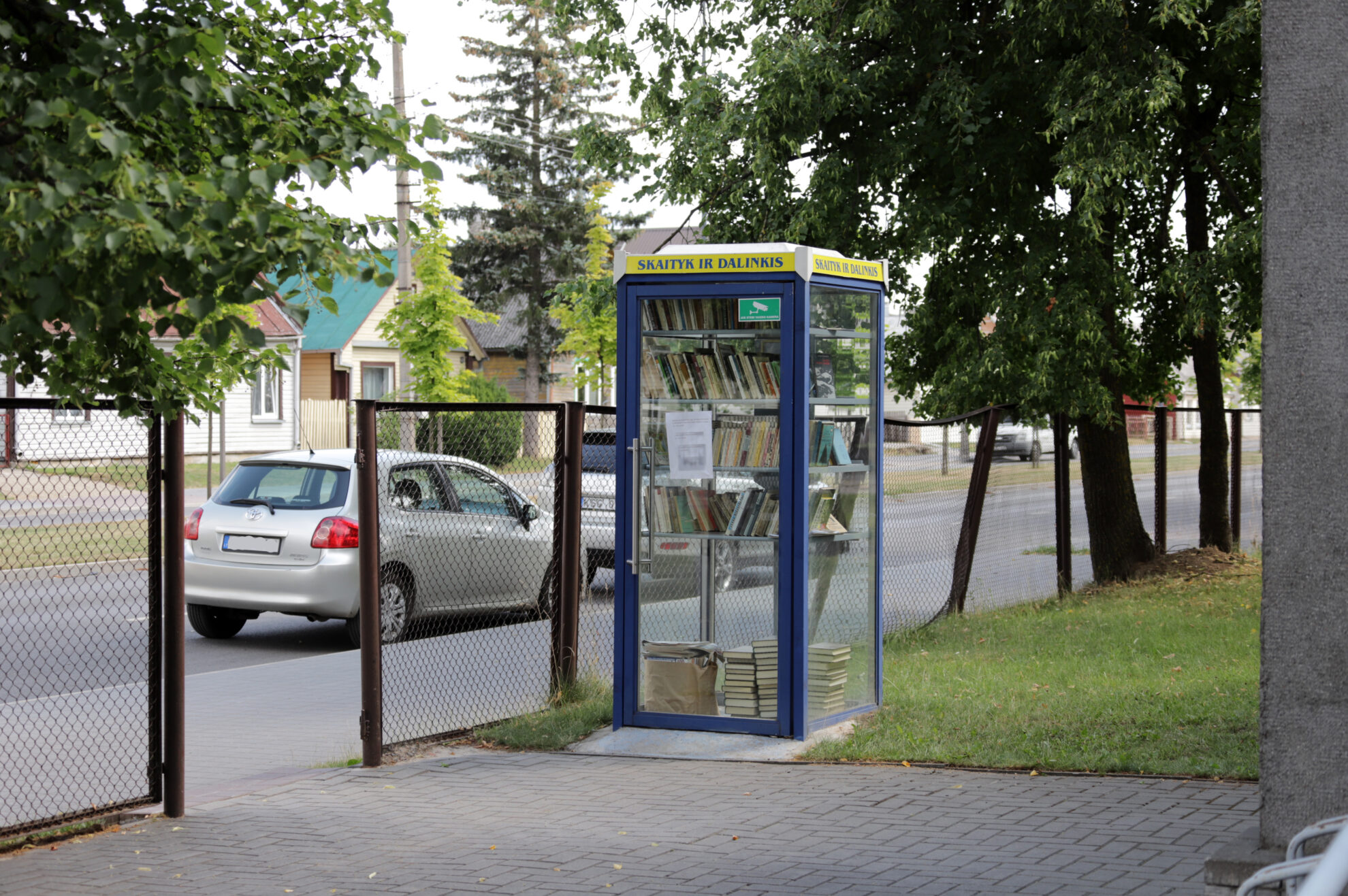 Ilgą laiką knygos buvo neliečiama tarsi šventenybė.