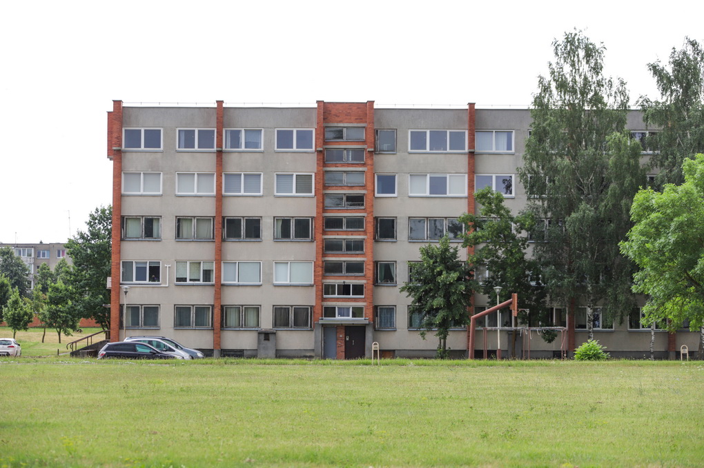 Vieno bendrabučio Panevėžyje gyventojai dar ilgai nepamirš liepos 14-osios vakaro, kai antro aukšto koridoriuje ėmė svilti ir kibirkščiuoti elektros laidai.