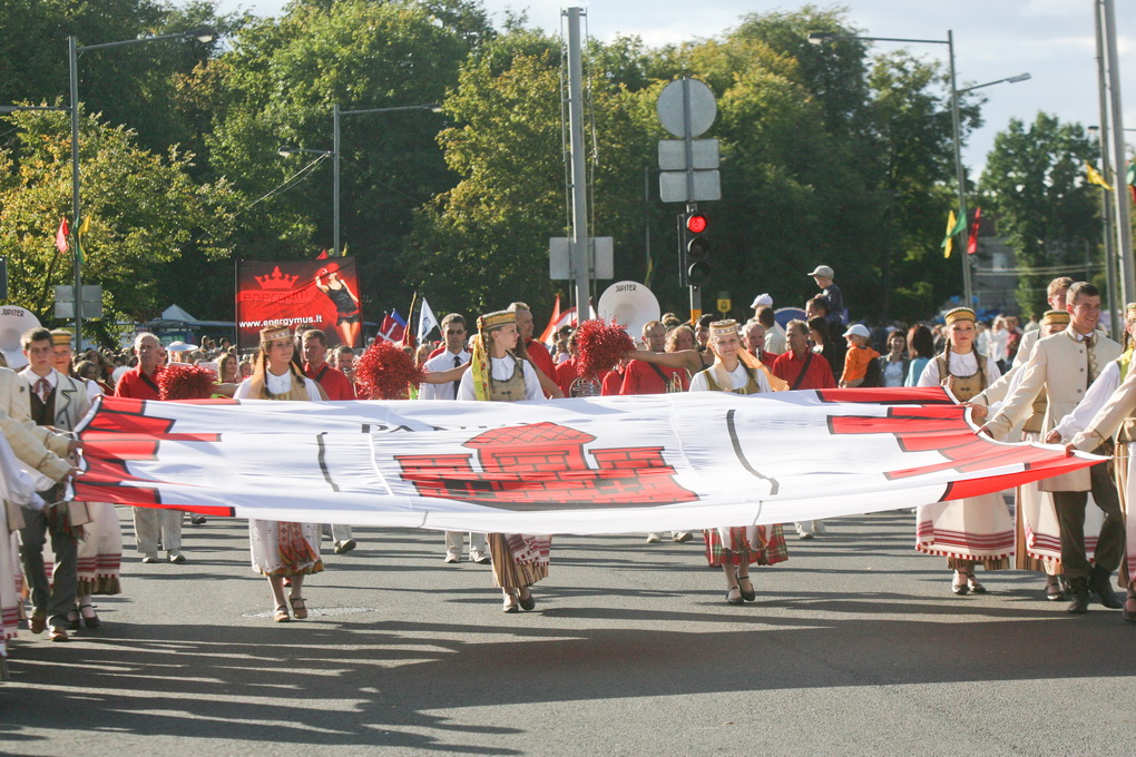 Ir mokslininkai, ir valdžia prognozuoja, kad rudenį laukia nauja koronaviruso pandemijos banga. Tačiau Aukštaitijos sostinė planuoja, jog 518-ąjį miesto gimtadienį dar spės atšvęsti be didesnių suvaržymų, su gera nuotaika, gurmaniška muzika, įdomiais žmonėmis ir netikėtais atradimais.