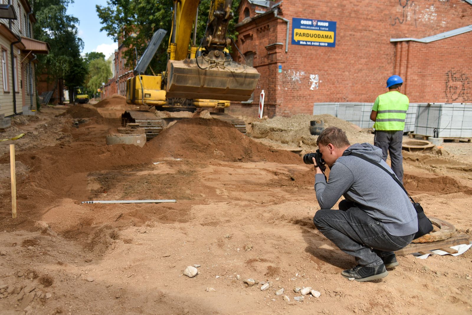 Pastaraisiais metais archeologams Panevėžys itin įdomus. Vos baigus pirmąjį archeologinių tyrinėjimų etapą Vasario 16-osios gatvėje, kur atkastos kapinės su kone septyniomis dešimtimis žmonių palaikų, kasinėjimai tęsiami toliau.