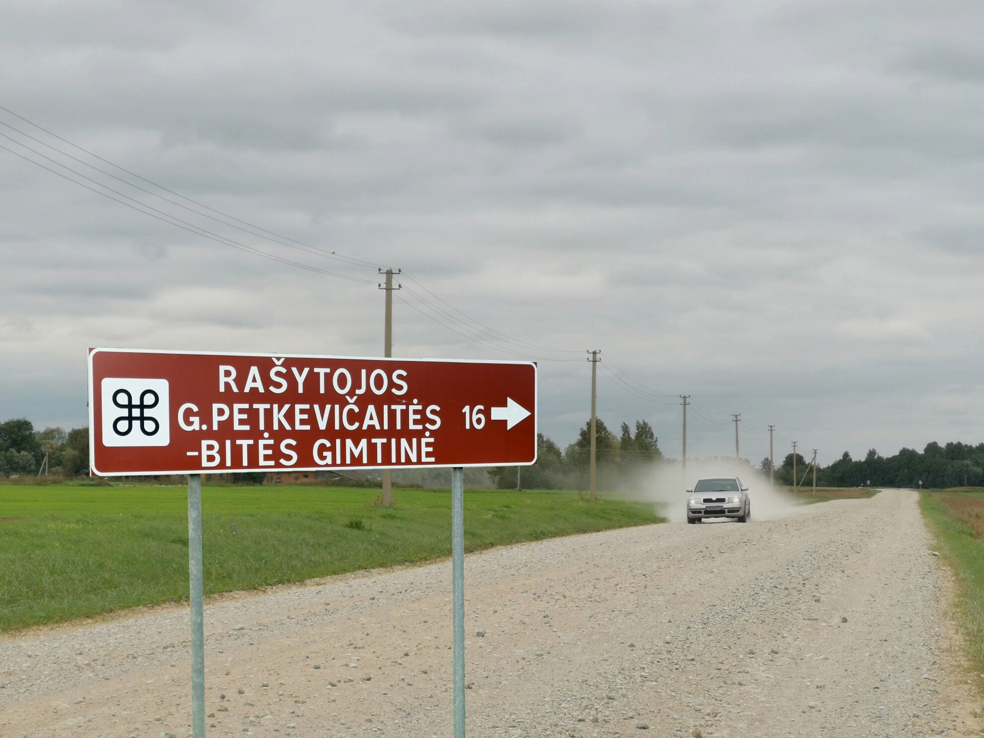 Vienos garsiausių Lietuvos istorinių asmenybių Gabrielės Petkevičaitės-Bitės gimtinę Puziniškyje autentiška galima vadinti jau ne vien dėl istorinio palikimo.