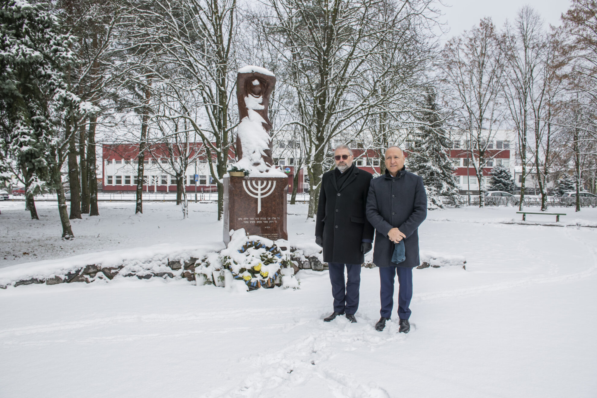 Panevėžio miesto meras Rytis Račkauskas šiandien priėmė Izraelio ambasadorių Lietuvoje J. E. p. Yossi Levy. Susitikimo metu buvo pristatyti Panevėžyje įgyvendinami projektai, aptartos bendradarbiavimo galimybės.