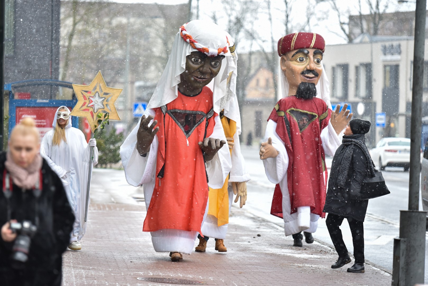 Didžiųjų žiemos švenčių maratoną užbaigė paskutinė jų dalis – Trijų Karalių eitynės, žyminčios naują etapą, kai diena jau pailgėjusi per gaidžio žingsnį ir jau laikas ruoštis darbingam pavasariui.