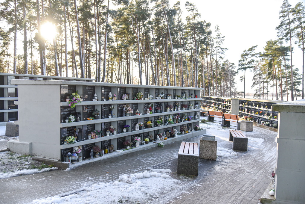 Prieš septynerius metus Šilaičių kapinėse pastačius kolumbariumą, per pirmus jo gyvavimo metus buvo išpirktos 36 nišos urnoms su kremuotų mirusiųjų pelenais.