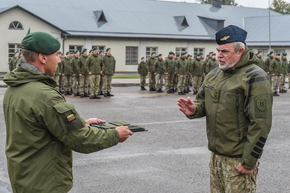 Po dvejų metų griežtų pandemijos ribojimų šv. Velykas pagaliau sutinkame artimųjų apsuptyje. Tik ne taip džiaugsmingai, kaip vylėmės.