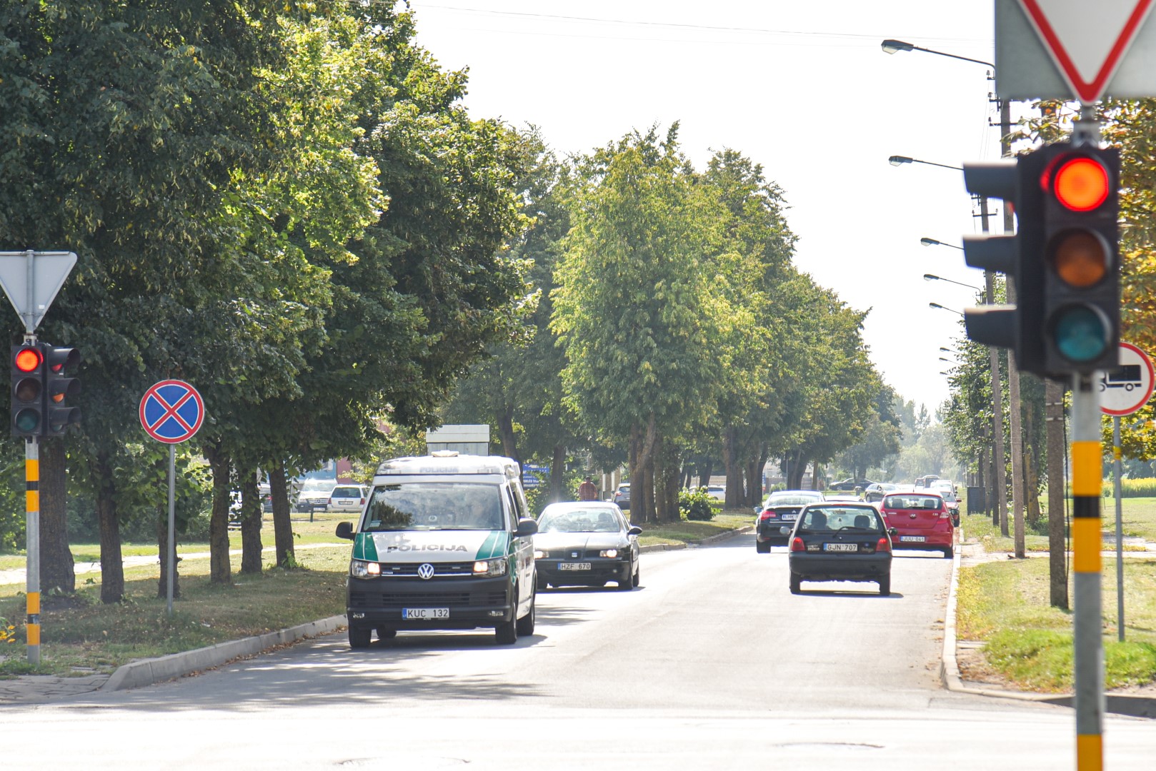 Pirmąją vasaros dieną įsigaliojusi Kelių eismo taisyklių naujovė – dviračių gatvės – mūsų šalyje sparčiai kelio nesiskina.