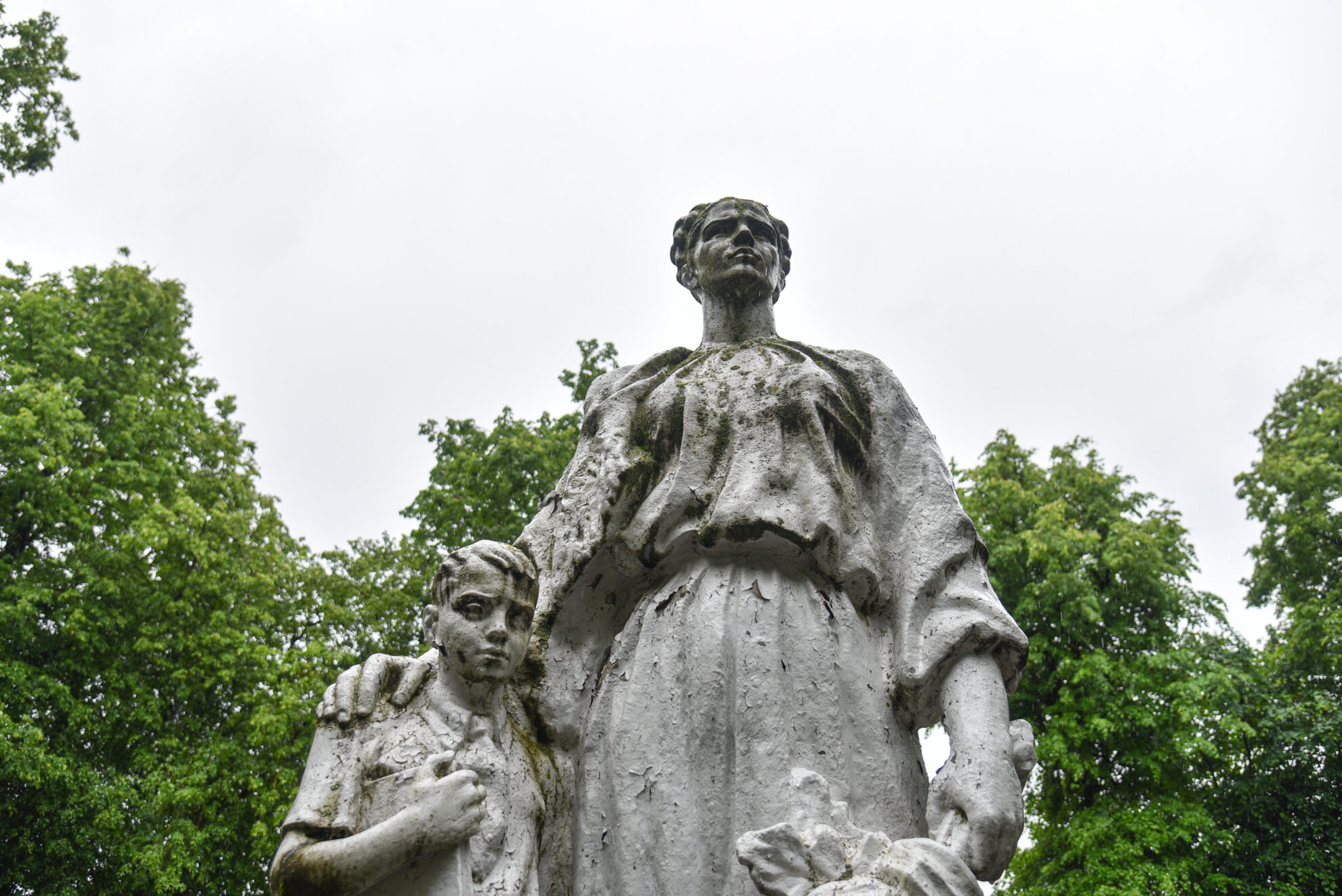 Sulaukusi Lietuvos gyventojų genocido ir rezistencijos tyrimo centro rašto, Panevėžio savivaldybė rengiasi demontuoti penkis sovietinius simbolius – paminklus ir granitines lentas su užrašais.